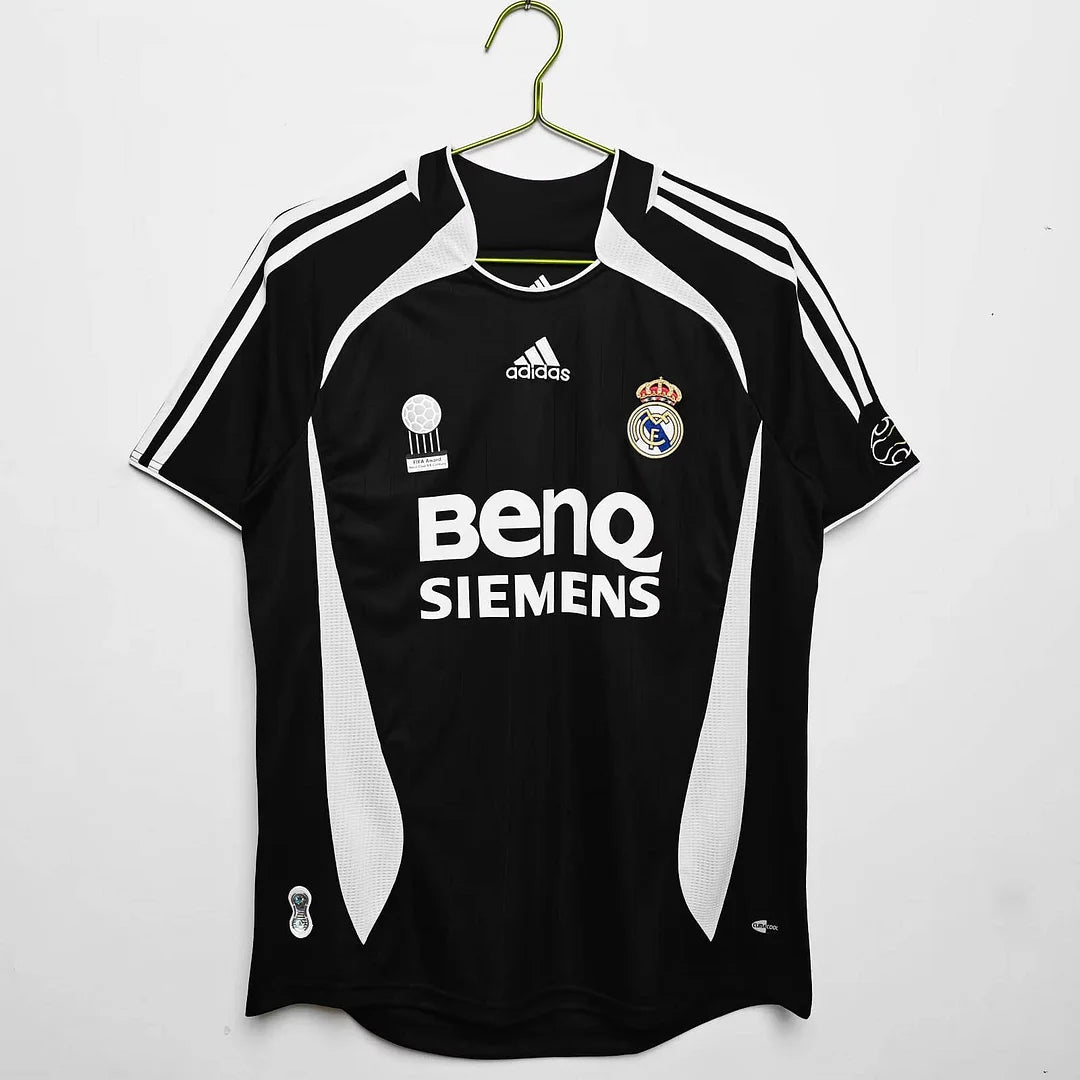 Retro 2006-2007 Real Madrid Away